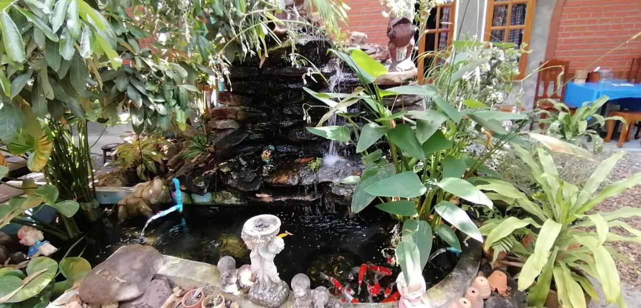 Sun Smile Hostel Ubon Ratchathani Exterior photo